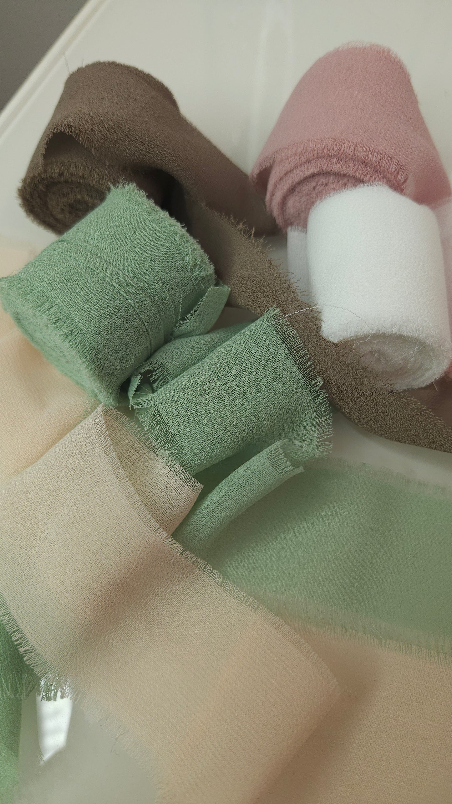 Nimi­nauha – sifonkinauha omalla nimellä